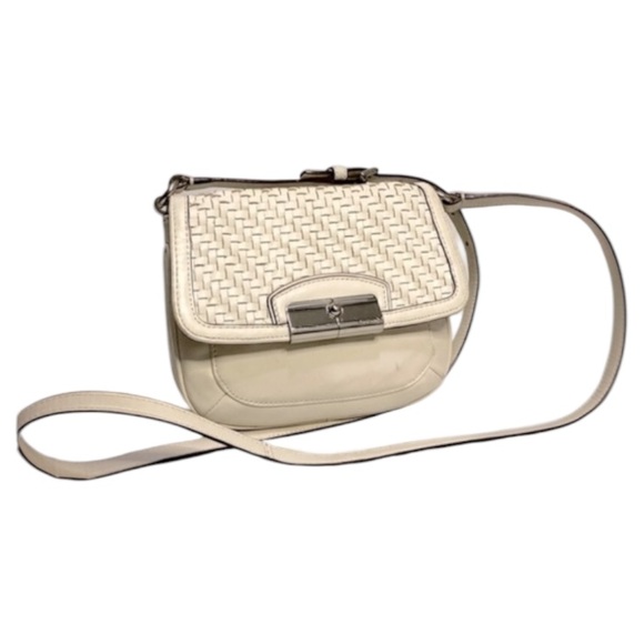 Coach Kristin Woven Leather Ivory Crossbody Bag W 8.5’ X H 8’ X D 2’ - Picture 1 of 13
